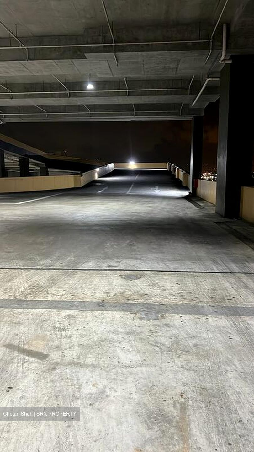 LINER (D22), Factory #498076991